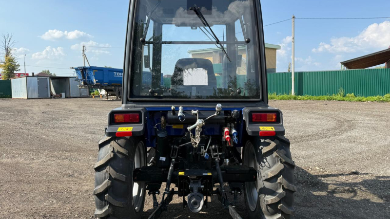 Трактор LOVOL TE 354 с кабиной