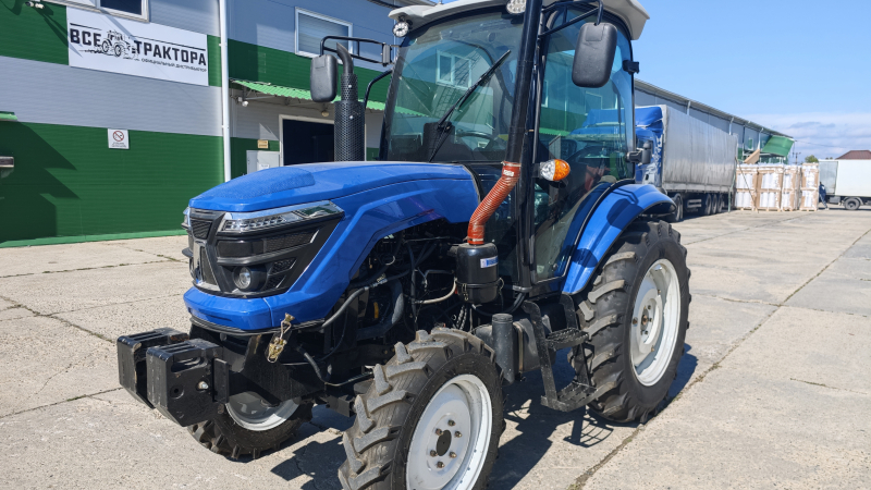Трактор Xingtai / Синтай XT-504 с кабиной