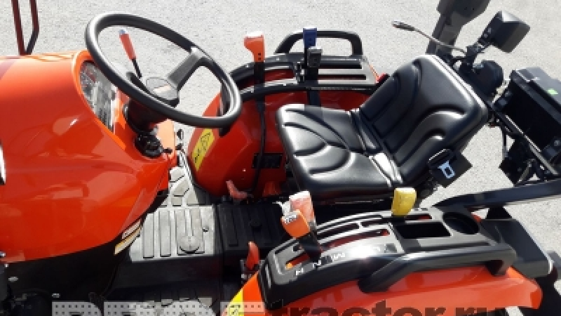 Минитрактор Kubota EK1–261