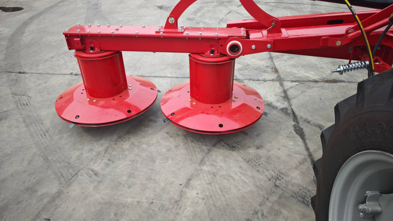 Косилка Weifang DM-165 с гидроцилиндром подъема